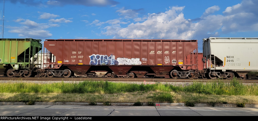 BNSF 436887